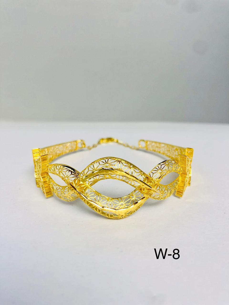 a0e68c75-3a09-4ef0-bb0d-5f03eb8819b7